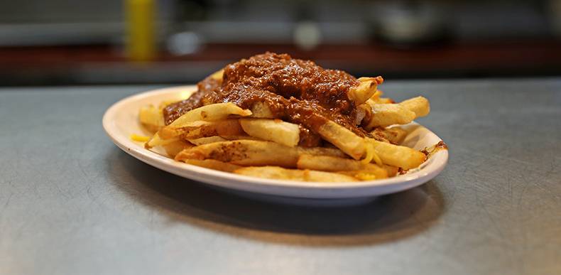 Senate Coney Island | restaurant | 22375 Ecorse Rd, Taylor, MI 48180, USA | 3132921861 OR +1 313-292-1861