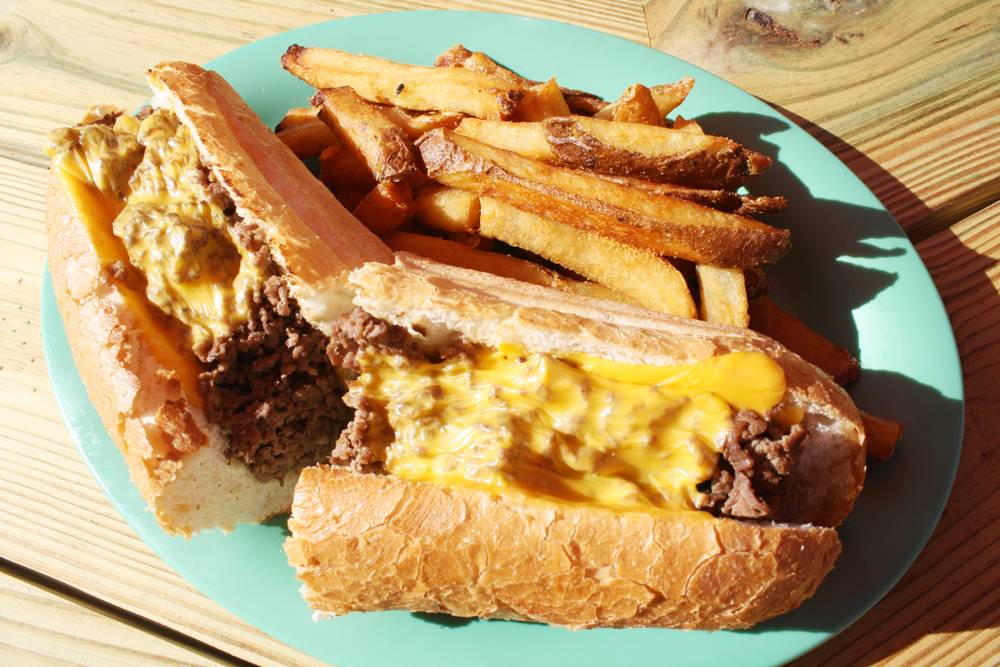 Jennas Breezeway | restaurant | 20 N Brevard Ave, Cocoa Beach, FL 32931, USA | 3217844240 OR +1 321-784-4240