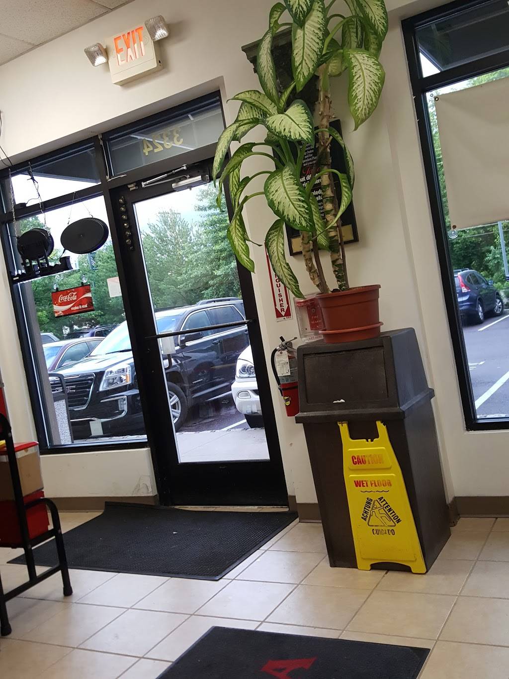 Lucas Pizza | meal delivery | 3324 Limekiln Pike, Chalfont, PA 18914, USA | 2159978500 OR +1 215-997-8500