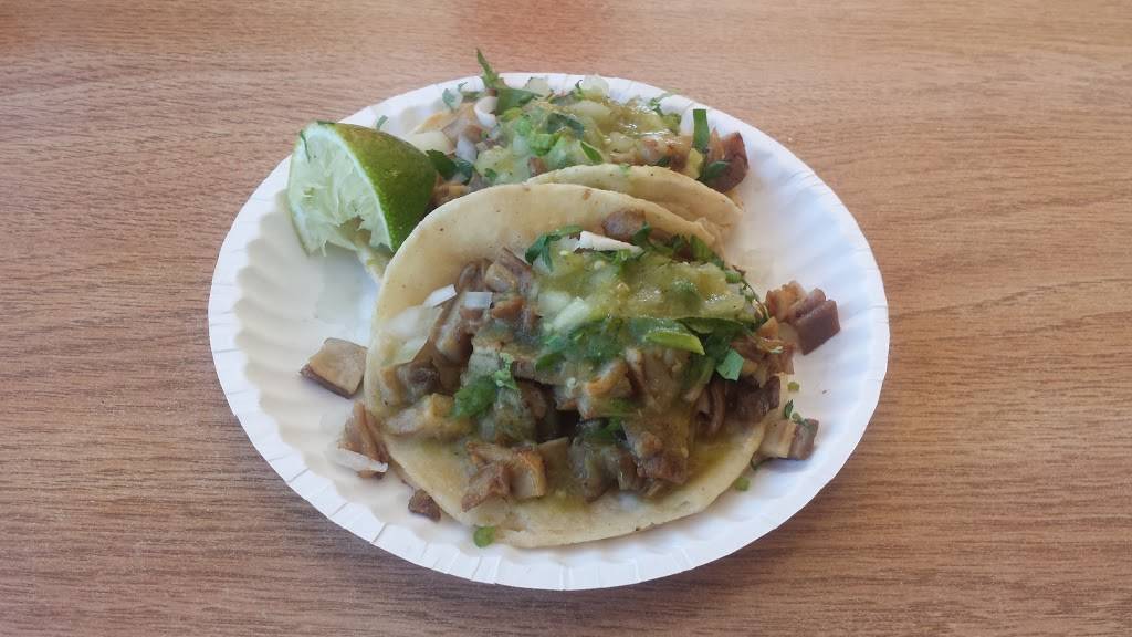 Taqueria Zacatecas | restaurant | 17014 Smoke Tree St, Hesperia, CA 92345, USA | 7609982977 OR +1 760-998-2977