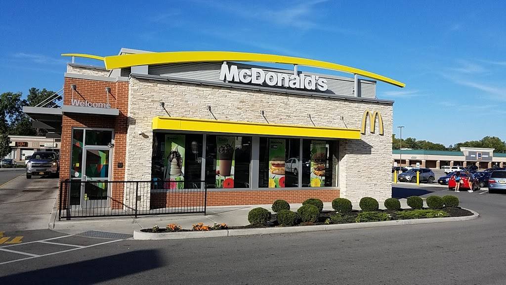 McDonalds | cafe | 573 E Main St, Batavia, NY 14020, USA | 5853430696 OR +1 585-343-0696