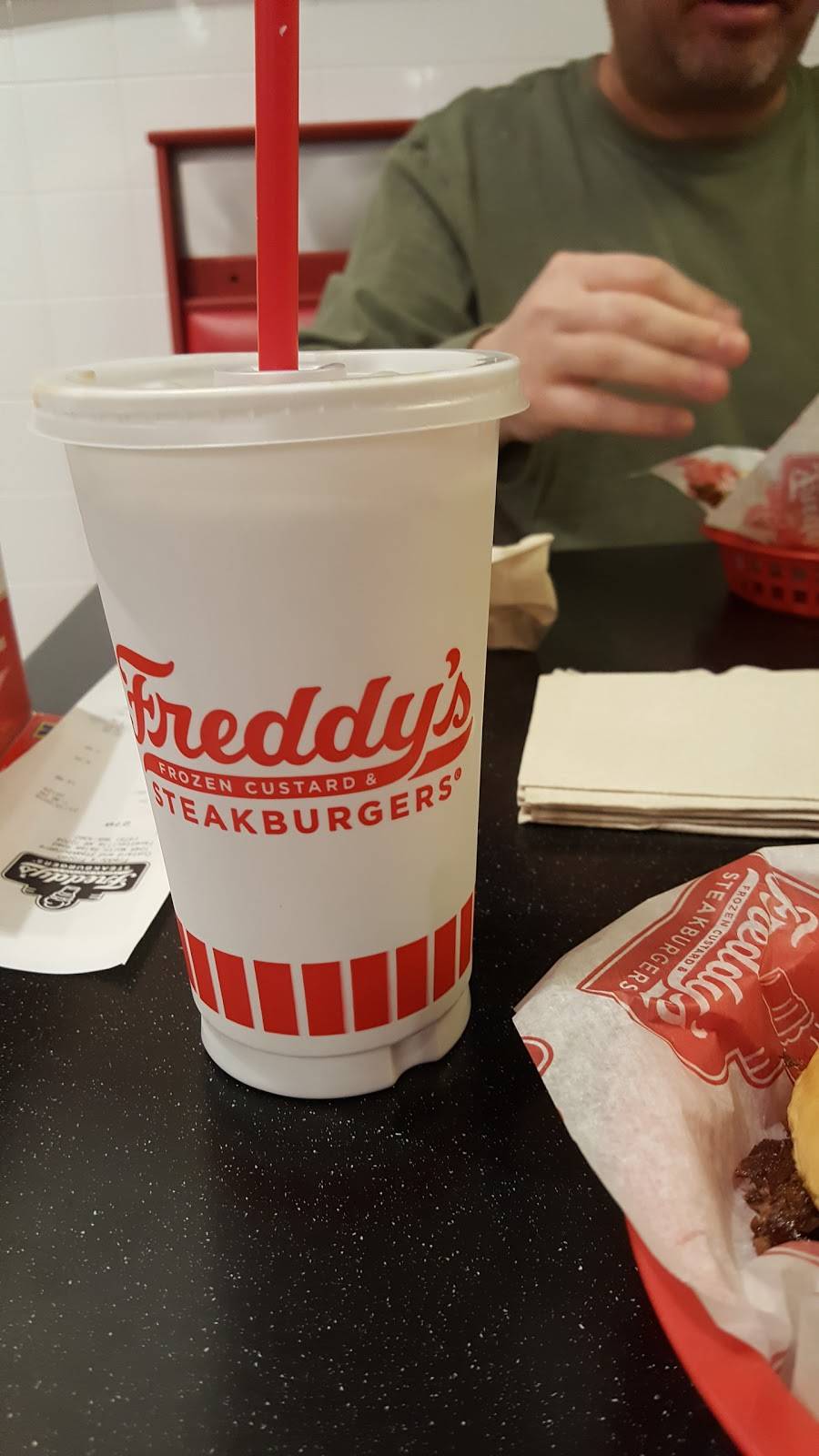 Freddys Frozen Custard & Steakburgers | restaurant | 1049 N Salem Rd, Fayetteville, AR 72704, USA | 4799664360 OR +1 479-966-4360