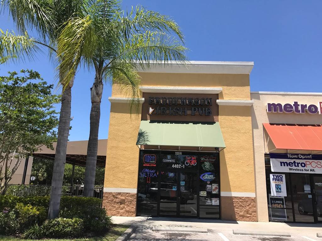 PaddyWagon Irish Pub | restaurant | 4402 FL-64, Bradenton, FL 34208, USA | 9412515946 OR +1 941-251-5946