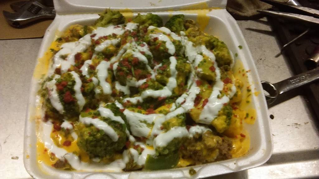 76 Steak and Potato | meal takeaway | 7601 W Hampton Ave, Milwaukee, WI 53218, USA | 4145366757 OR +1 414-536-6757