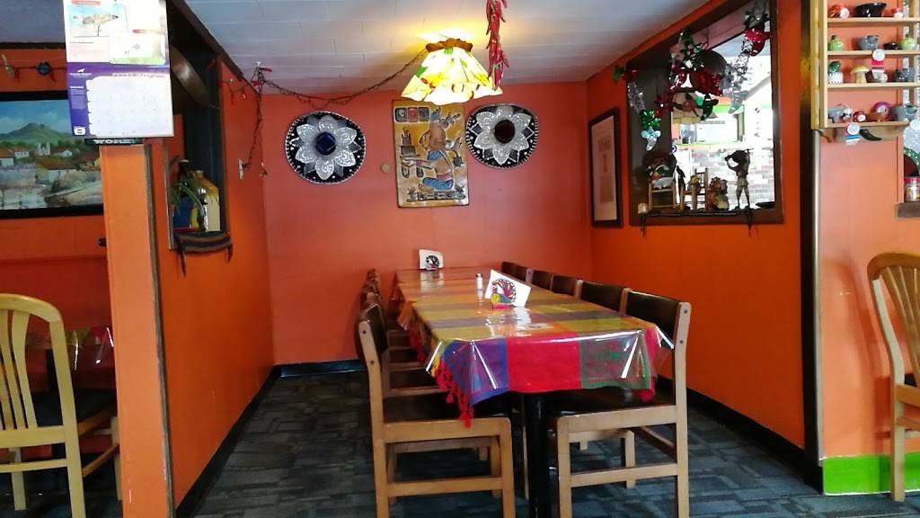 El Molcajete Mexican Food | restaurant | 271 Old Croton Rd, Flemington, NJ 08822, USA | 9082371553 OR +1 908-237-1553