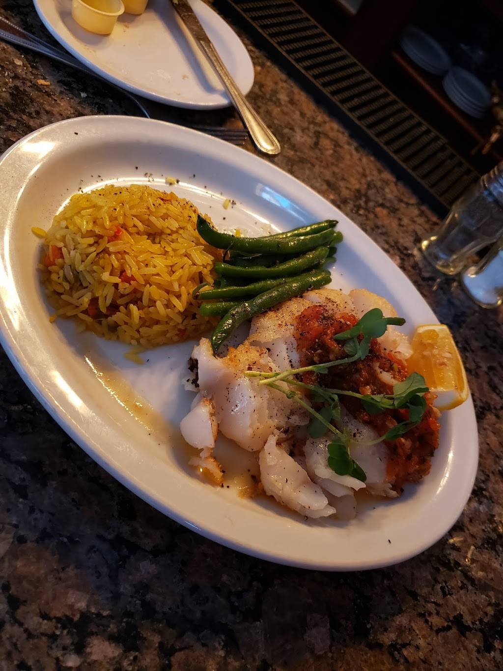 222 Lyon Tapas Bar | restaurant | 222 Lyon St N, Ottawa, ON K1R 5V9, Canada | 6132380222 OR +1 613-238-0222