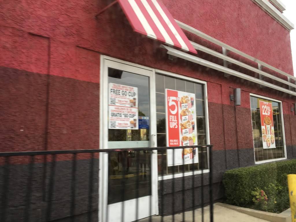 KFC | restaurant | 1244 South La Brea Ave, Los Angeles, CA 90019, USA | 3239368079 OR +1 323-936-8079