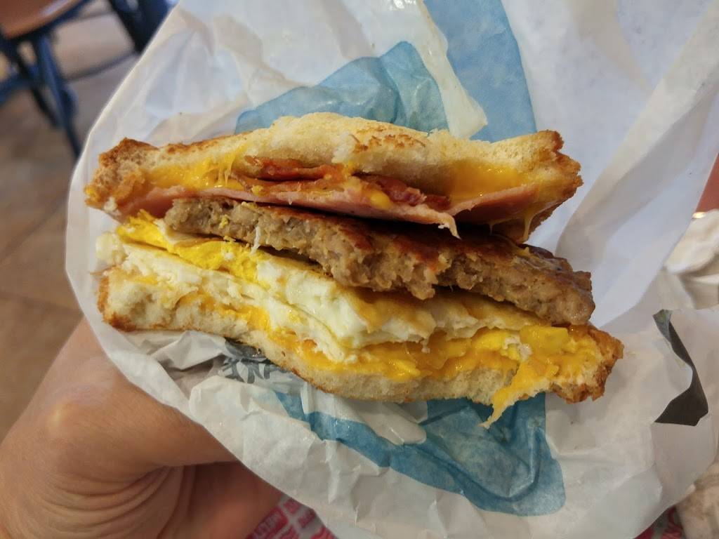 Jack in the Box | restaurant | 14236 Schleisman Rd, Eastvale, CA 92880, USA | 9517352279 OR +1 951-735-2279