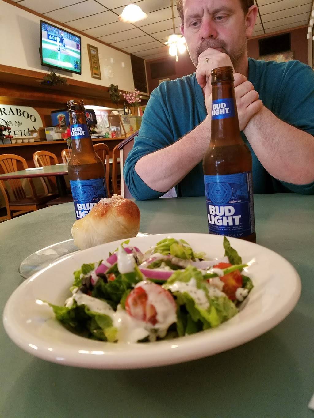 Mama Mia | restaurant | 113 3rd St, Baraboo, WI 53913, USA | 6083550373 OR +1 608-355-0373