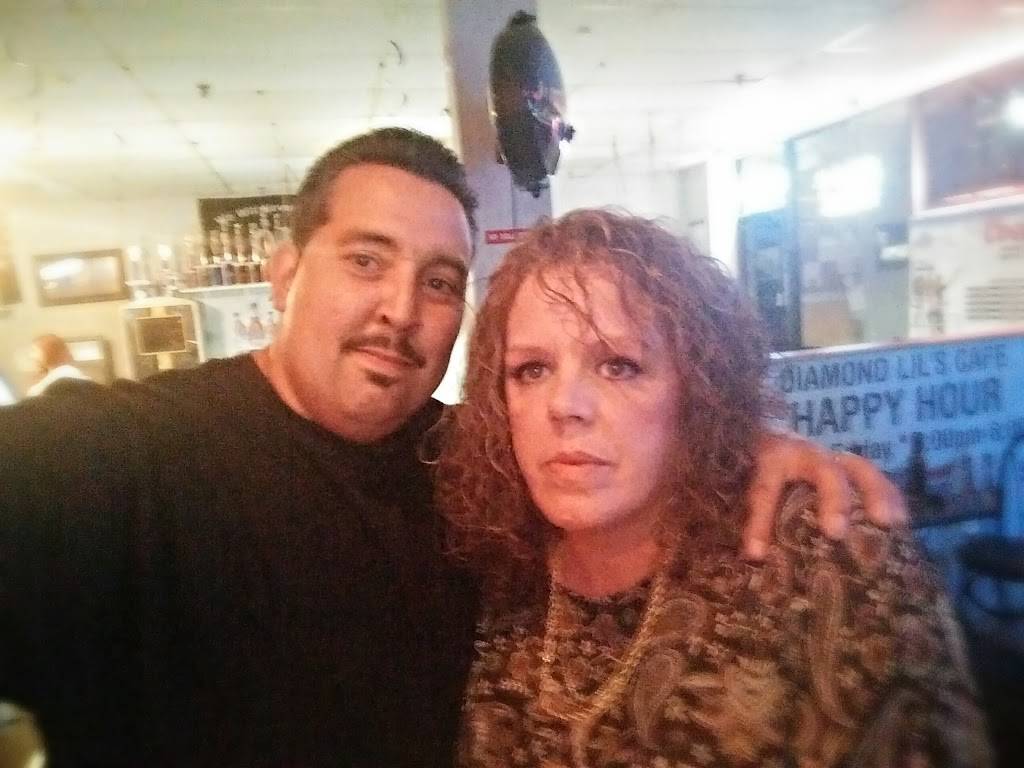 New Moon Chinese Restaurant | restaurant | 437 Watertown Ave, Waterbury, CT 06708, USA | 2037567066 OR +1 203-756-7066