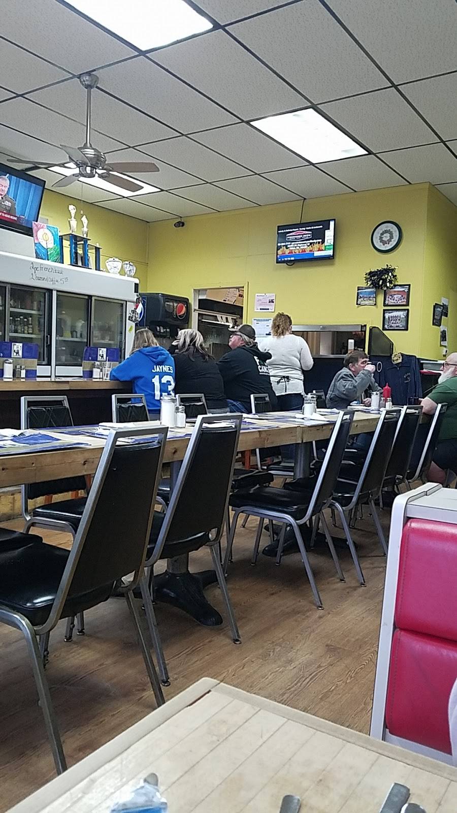 The Viking Grill | restaurant | 402 Wayne St, Niles, MI 49120, USA | 2696844175 OR +1 269-684-4175