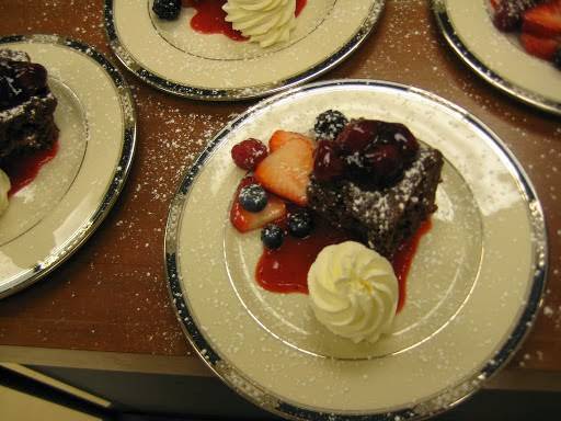 Creative Catering/Garden Room | restaurant | 801 Davis St, Dubuque, IA 52001, USA | 5635825100 OR +1 563-582-5100