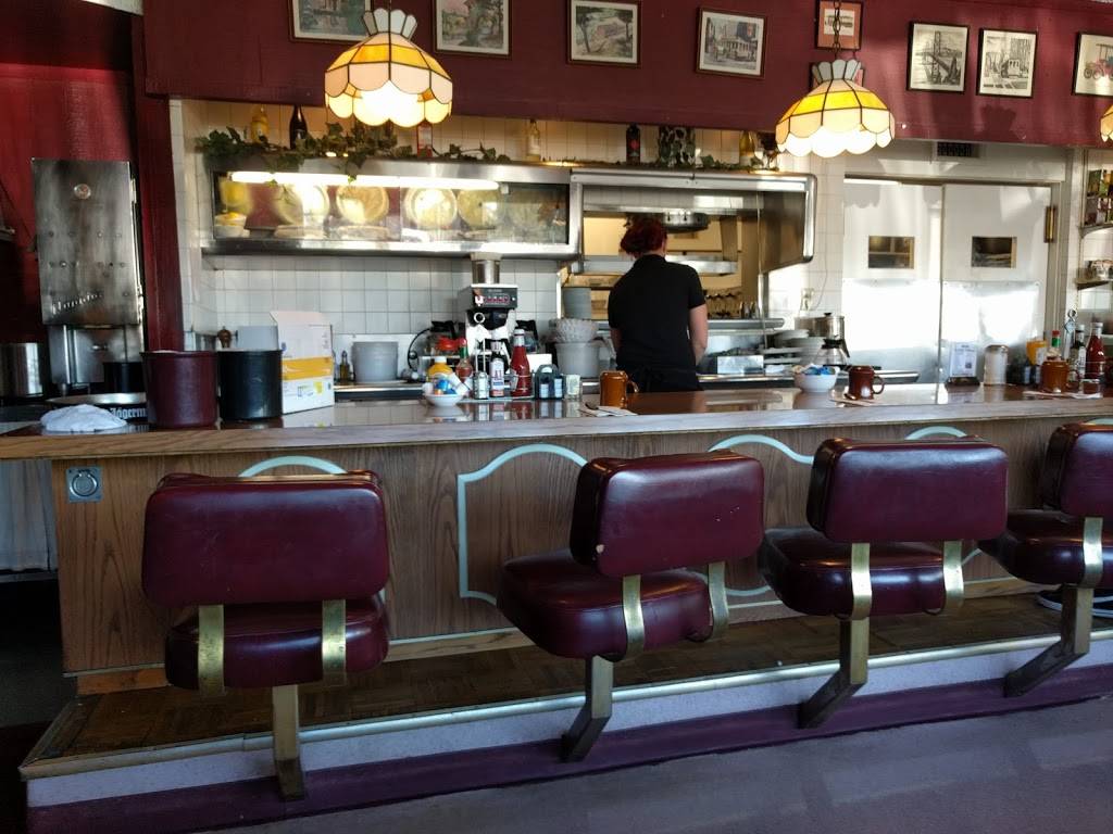 Lulus Eating & Drinking | restaurant | 2230 Pine St, Redding, CA 96001, USA | 5302436251 OR +1 530-243-6251