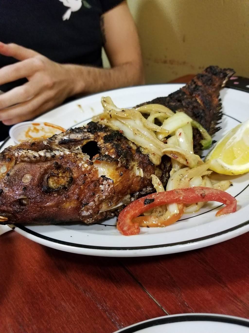 Gorée Cuisine | restaurant | 1126 E 47th St, Chicago, IL 60653, USA | 7738558120 OR +1 773-855-8120