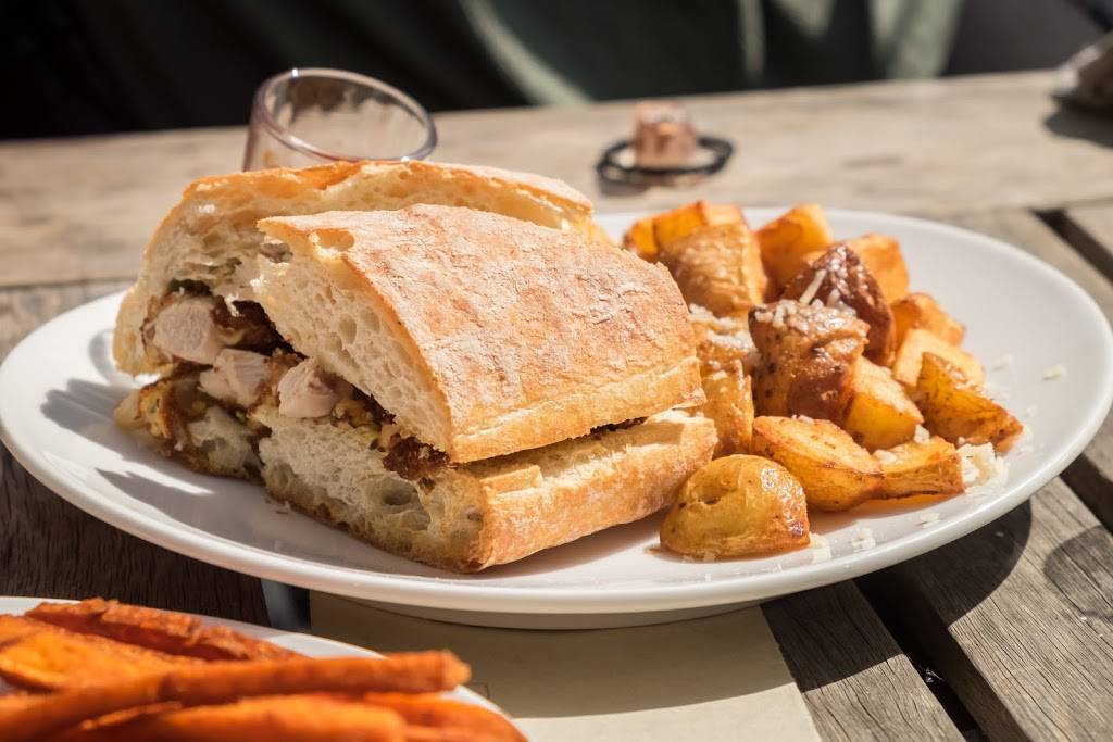 Aracely Cafe | cafe | 401 13th St, San Francisco, CA 94130, USA | 4159857117 OR +1 415-985-7117