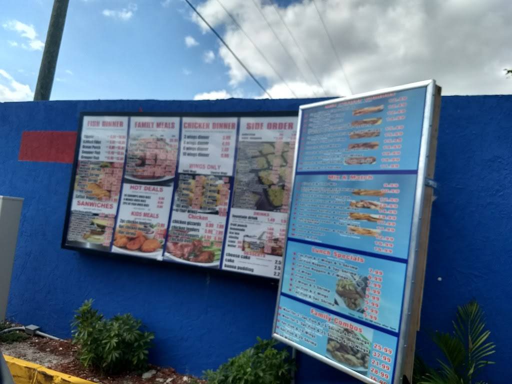 Hook Fish & Chicken | restaurant | 5701 N Australian Ave, Riviera Beach, FL 33407, USA | 5618556385 OR +1 561-855-6385