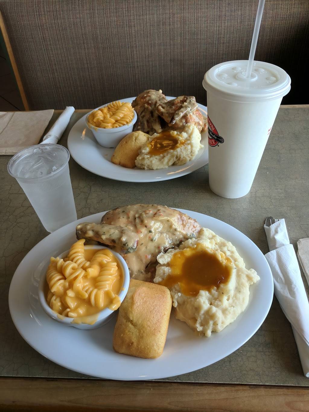 Boston Market | restaurant | 1000 S Elmhurst Rd, Mt Prospect, IL 60056, USA | 8473646300 OR +1 847-364-6300