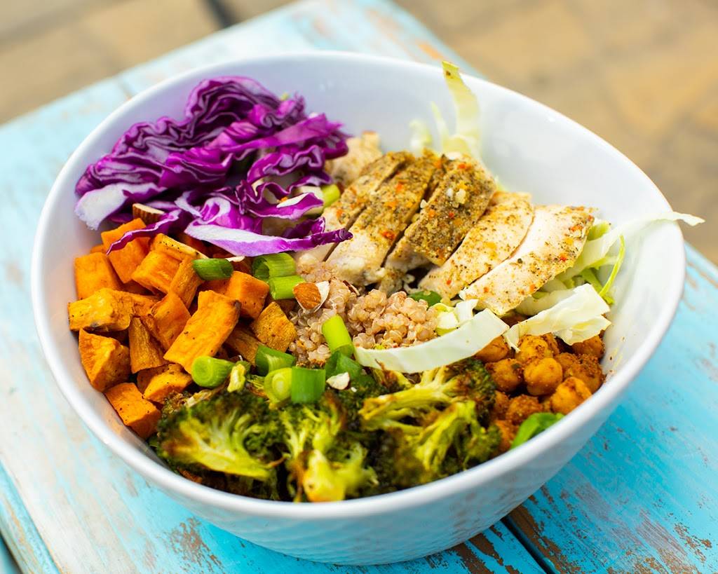 Freedom Kitchen | restaurant | 925 N Lapeer Rd Suite 123, Oxford, MI 48371, USA | 2482897000 OR +1 248-289-7000