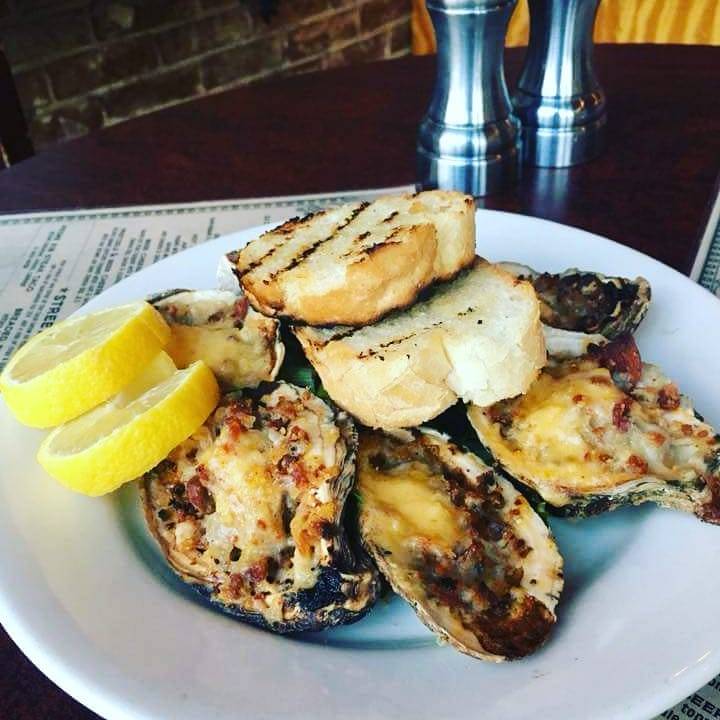 Mary Jane Burgers & Brew | restaurant | 102 N Jackson St, Perryville, MO 63775, USA | 5735476279 OR +1 573-547-6279