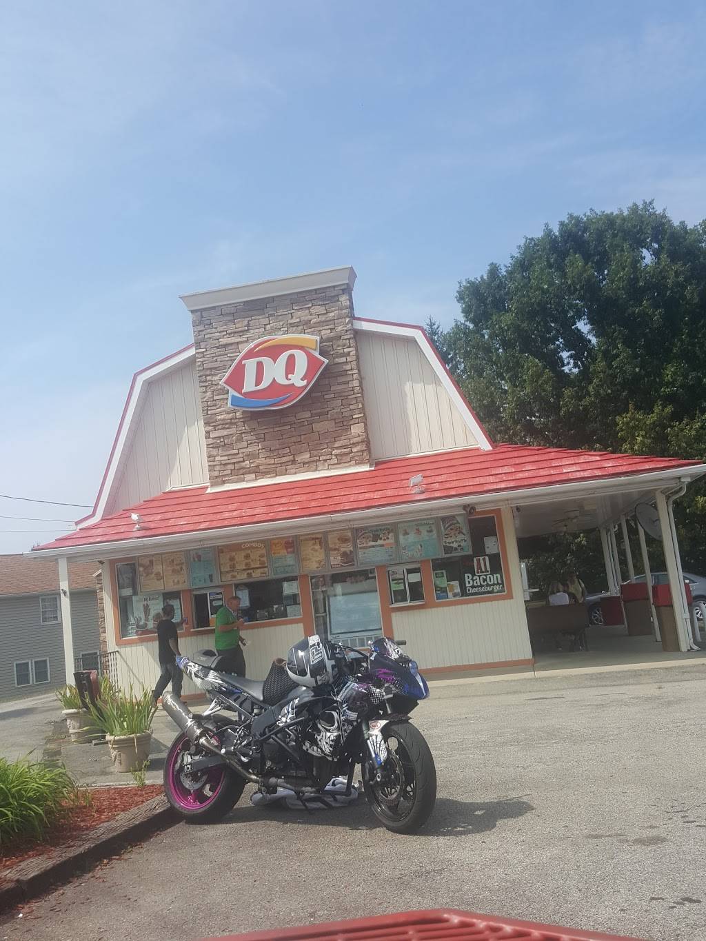 Dairy Queen Grill & Chill | restaurant | 1493 Herminie West Newton Rd, Herminie, PA 15637, USA | 7244461333 OR +1 724-446-1333