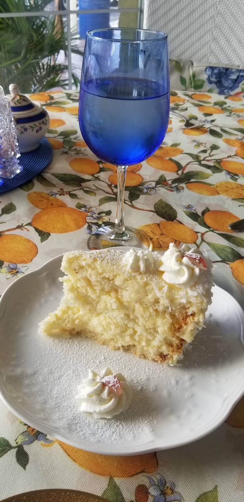 MariaDanna cafe | restaurant | 300 Tamiami Trail North, Trinity Plaza-corner of 3rd ave north, Naples, FL 34102, USA | 2392636892 OR +1 239-263-6892