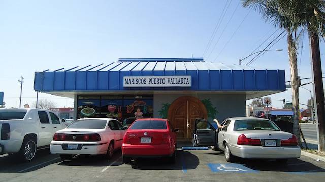 Mariscos Mi Puerto Vallarta | restaurant | 2401 White Ln H, Bakersfield, CA 93304, USA | 6618343606 OR +1 661-834-3606