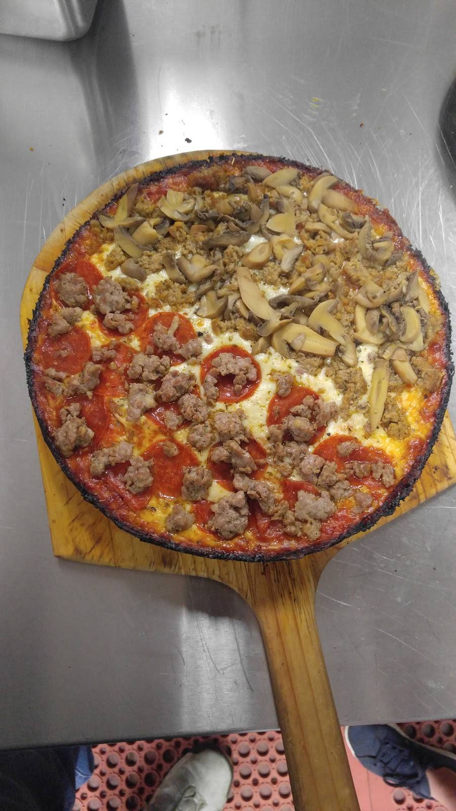 DeTomasos Pizzeria | restaurant | 120 Phoenix Mills Plaza, Victor, NY 14564, USA | 5853988806 OR +1 585-398-8806