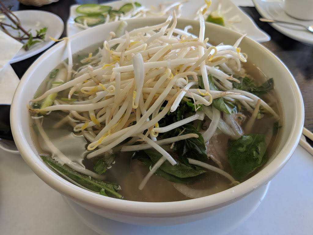 Vietnamese Pho | restaurant | 6729, 14201 S Inglewood Ave, Hawthorne, CA 90250, USA | 4246754596 OR +1 424-675-4596