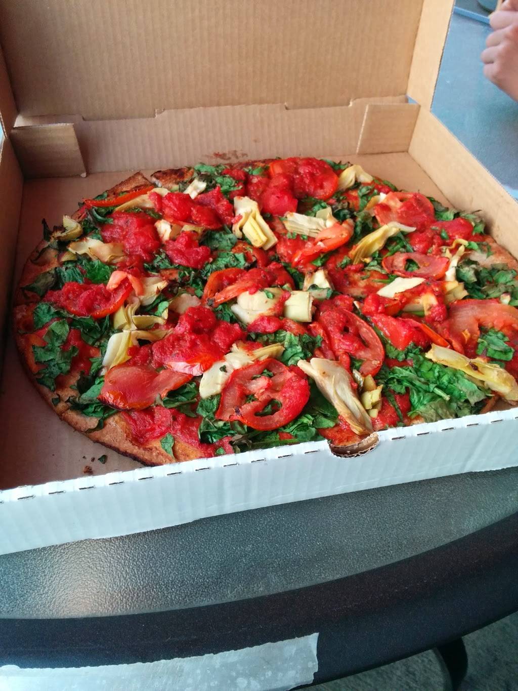 Amicis Pizza & Living Room | restaurant | 3249 Twelve Mile Rd, Berkley, MI 48072, USA | 2485444100 OR +1 248-544-4100