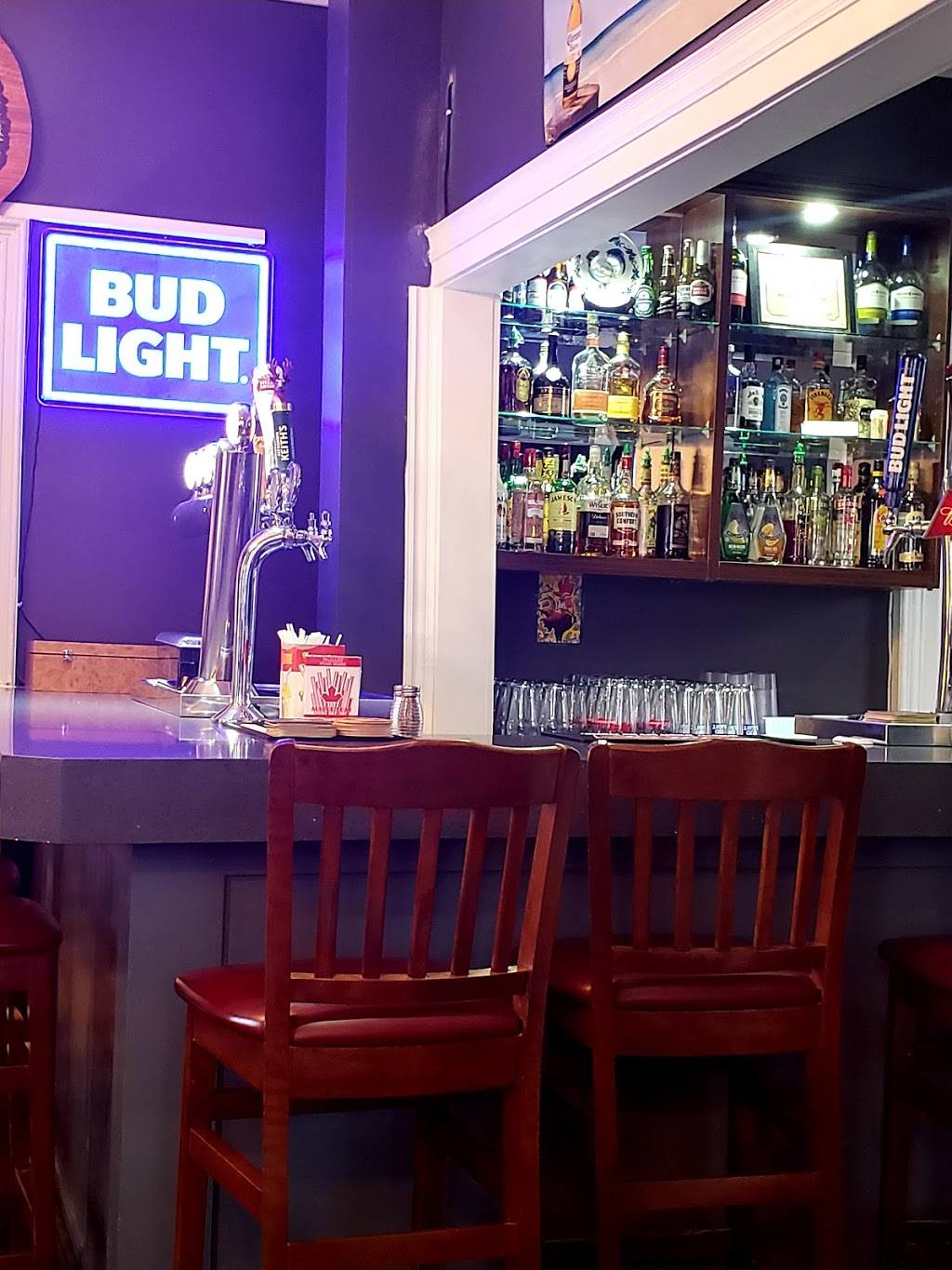 Golden Rooster Restaurant | restaurant | 5 Toronto St, Colborne, ON K0K 1S0, Canada | 9053552231 OR +1 905-355-2231