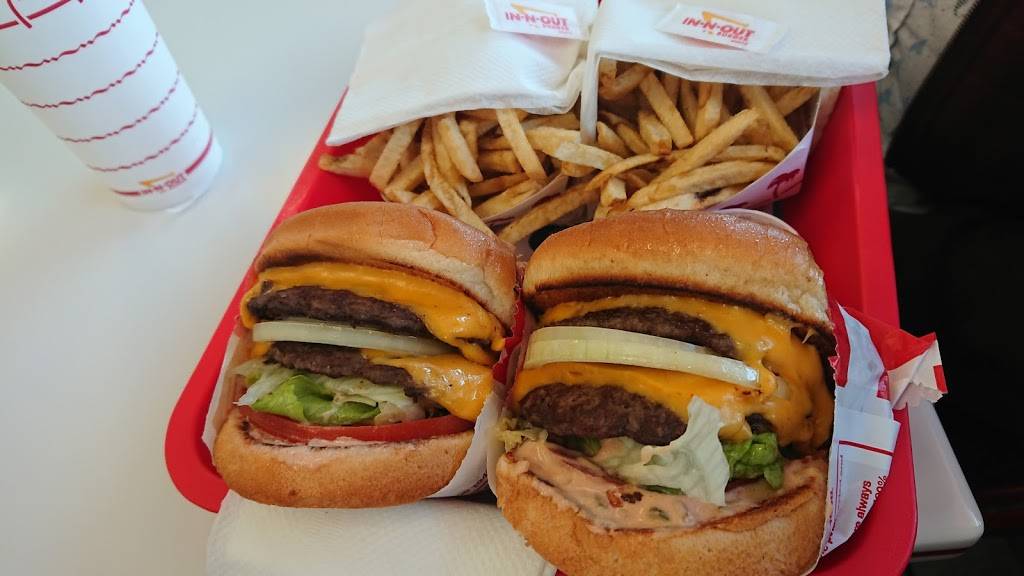 In-N-Out Burger | restaurant | 1168 State College Boulevard, Anaheim, CA 92806, USA | 8007861000 OR +1 800-786-1000