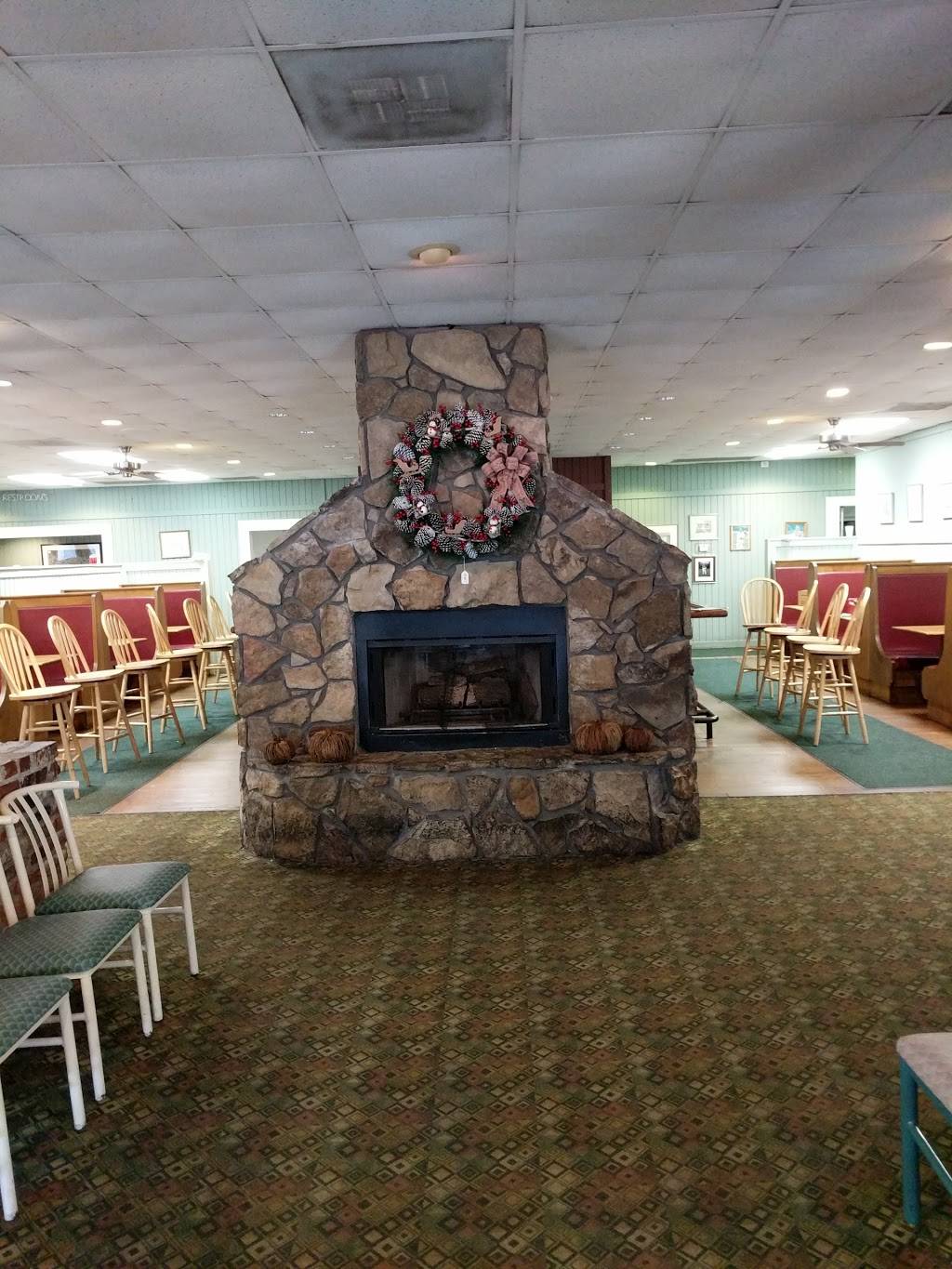 Jeneanes At Pinebrook | restaurant | 4436 Forsyth Rd, Macon, GA 31210, USA | 4784764642 OR +1 478-476-4642