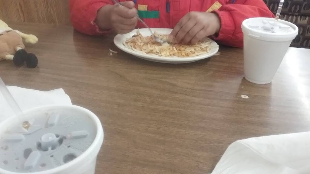 Millie McGees Gosport Diner Restaurant | restaurant | 23 E Main St, Gosport, IN 47433, USA | 8128795623 OR +1 812-879-5623