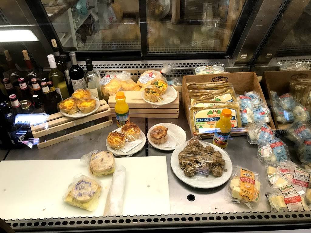 Blossoms Cheese Store | cafe | 220 Bohemia Dr, Denmark, WI 54208, USA | 9208632397 OR +1 920-863-2397