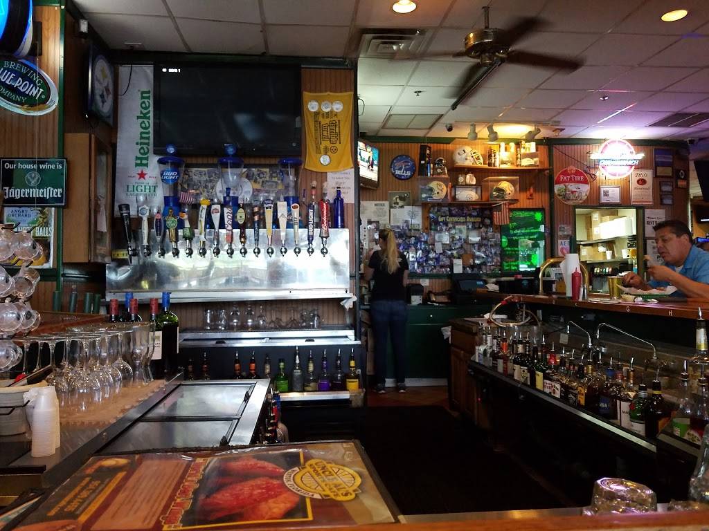 Uncle Als Sports Cafe | restaurant | 15846 W State Rd 84, Sunrise, FL 33326, USA | 9543894455 OR +1 954-389-4455