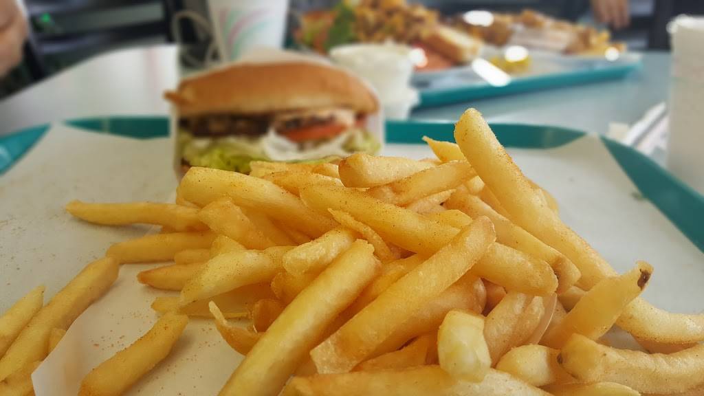 Omega Burgers | restaurant | 11790 Del Amo Blvd, Lakewood, CA 90715, USA | 5624021777 OR +1 562-402-1777