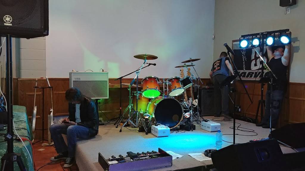 Golden Brothers | restaurant | 21 Southworth St N, Welland, ON L3B 1X8, Canada | 9057341715 OR +1 905-734-1715