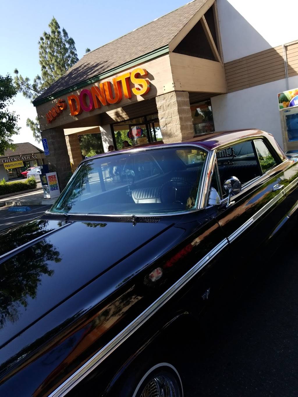 Anns Donuts | bakery | 2801 Whitson St, Selma, CA 93662, USA | 5598910409 OR +1 559-891-0409