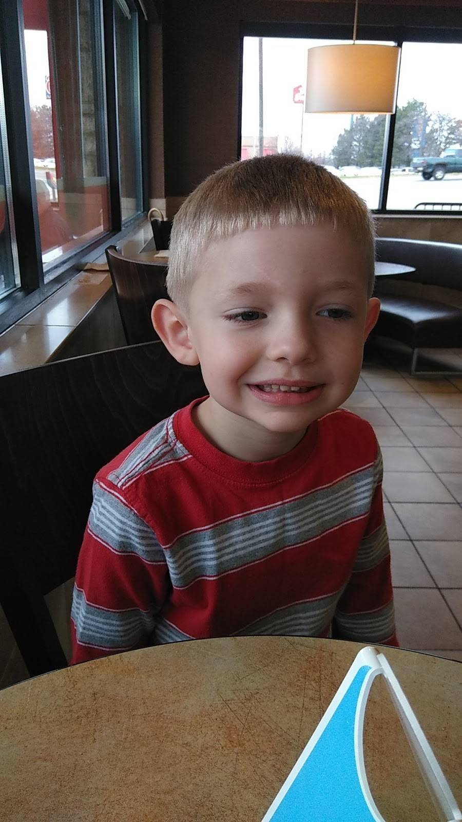 McDonalds | cafe | 540 N Trimble Rd, Mansfield, OH 44906, USA | 4195296788 OR +1 419-529-6788