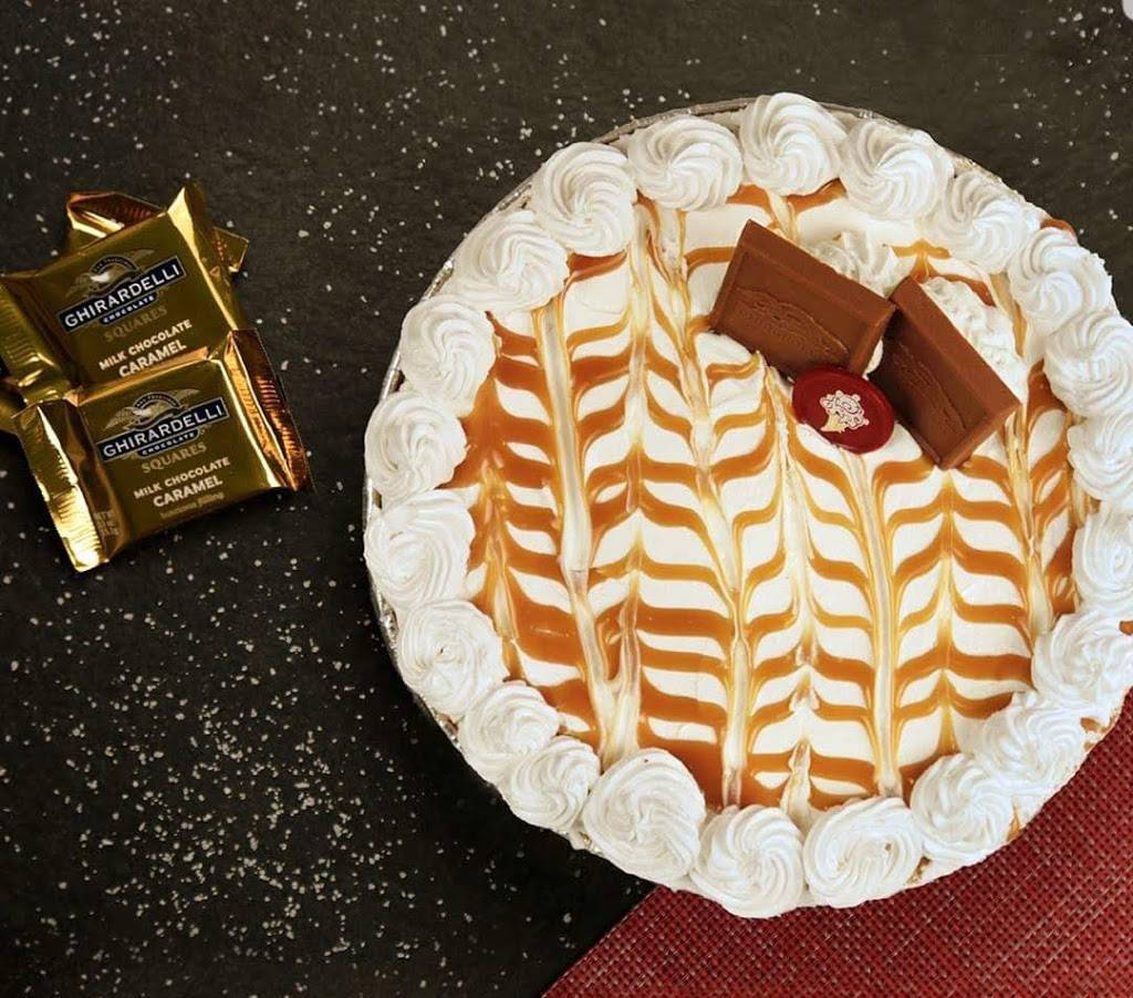 Cold Stone Creamery | bakery | 21001 N Tatum Blvd ste 36-1180, Phoenix, AZ 85050, USA | 4805857952 OR +1 480-585-7952