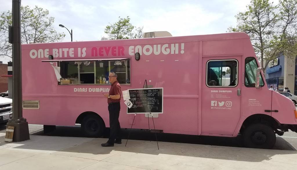 Dina’s Dumpling | restaurant | 805 E Colorado Blvd, Pasadena, CA 91101, USA | 9092670747 OR +1 909-267-0747