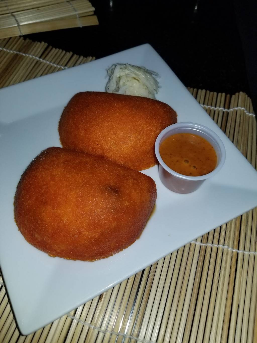 50 Elm Cafe & Spirits | restaurant | 50 Elm St, Hartford, CT 06106, USA | 8602063322 OR +1 860-206-3322