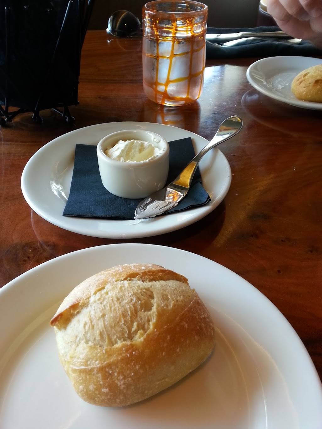 The Dining Room at Hotel Shangri-La | restaurant | 1301 Ocean Ave, Santa Monica, CA 90401, USA | 3103942791 OR +1 310-394-2791