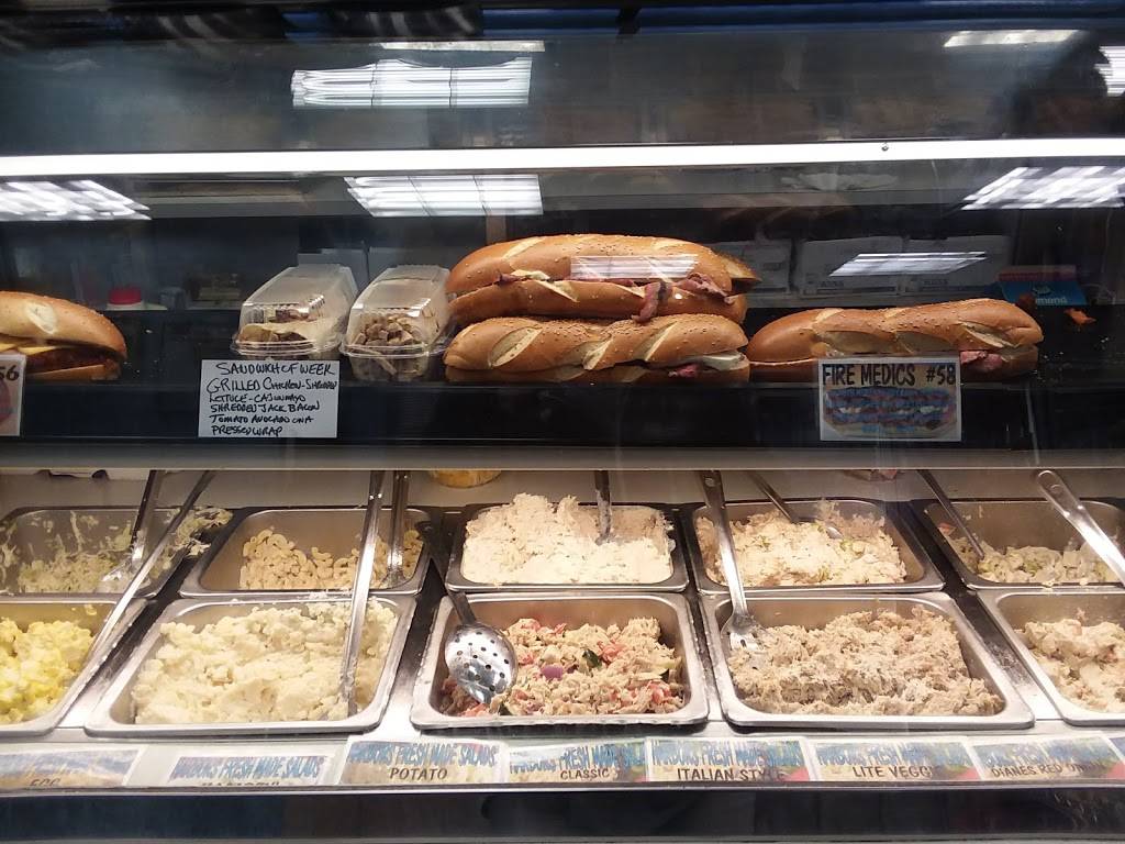 Harbor Delicatessen | meal takeaway | 304 Main St, Port Washington, NY 11050, USA | 5168839597 OR +1 516-883-9597