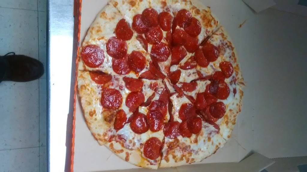 Little Caesars Pizza | meal takeaway | 3223 South Blvd, Auburn Hills, MI 48326, USA | 2488525990 OR +1 248-852-5990