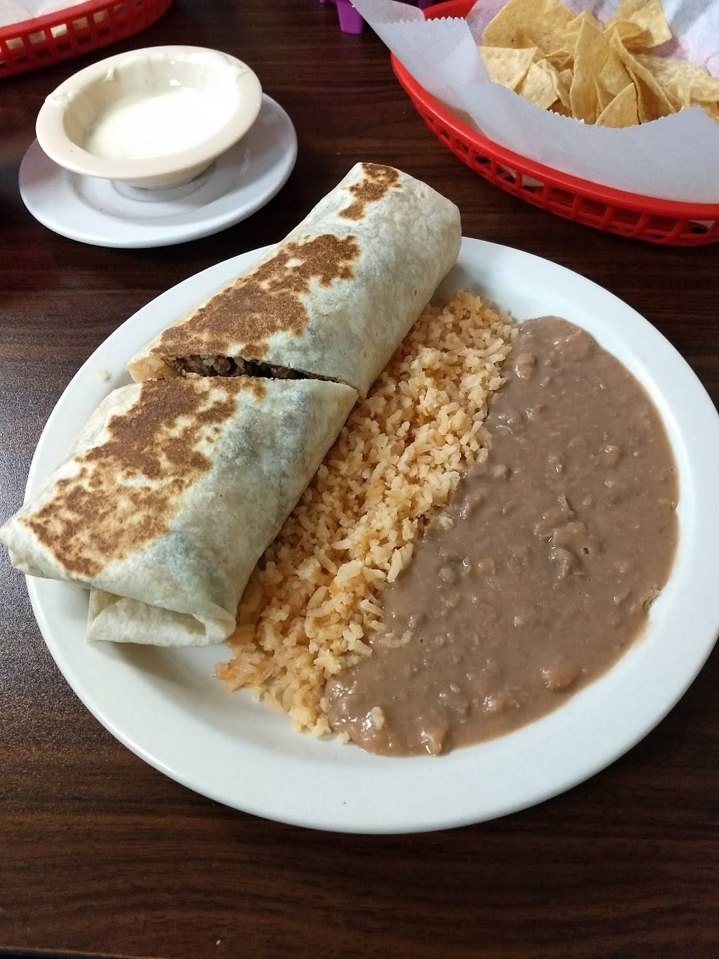 Migueleño Tienda y Restaurante | restaurant | 2015 GA-154 #106, Newnan, GA 30265, USA | 6788573279 OR +1 678-857-3279