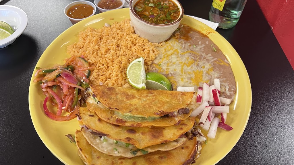 Stacks Mobile Bistro | restaurant | 815 W Columbia Dr, Kennewick, WA 99336, USA | 5095512591 OR +1 509-551-2591