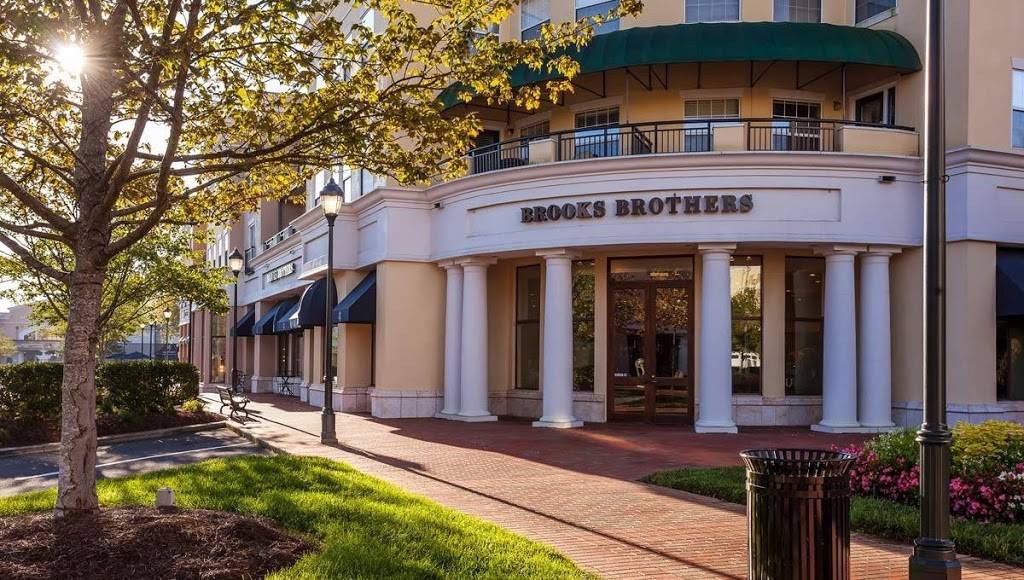 Phillips Place | shopping mall | 6800 Phillips Pl Ct, Charlotte, NC 28210, USA | 4045753200 OR +1 404-575-3200