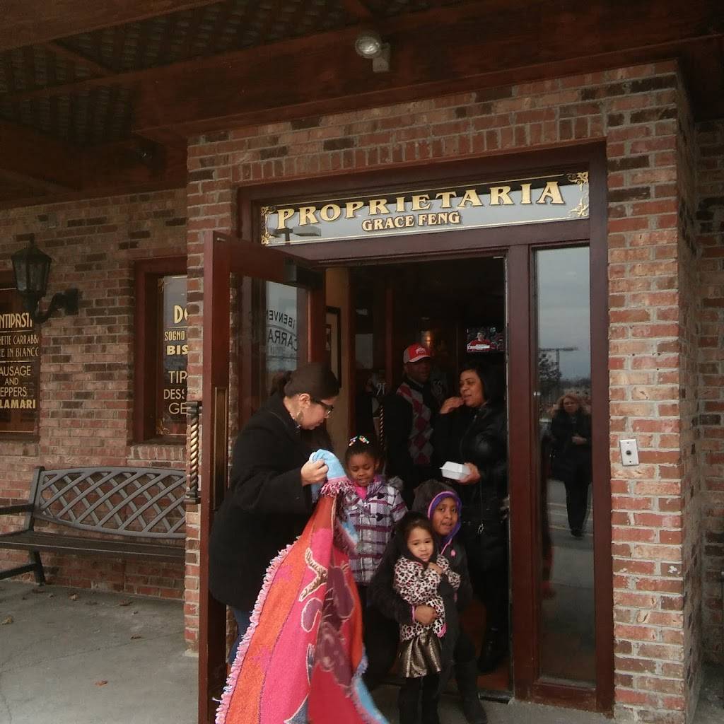 Carrabbas Italian Grill | meal takeaway | 10586 Metcalf Ave, Overland Park, KS 66212, USA | 9133857811 OR +1 913-385-7811