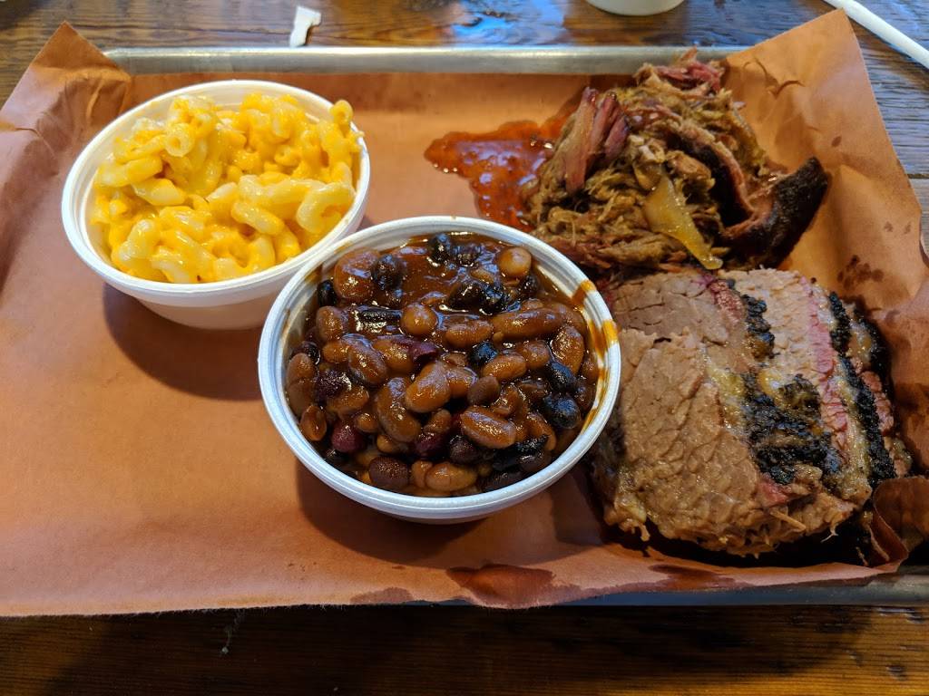 Hammerdown Barbecue | restaurant | 41153 John Mosby Hwy, Aldie, VA 20105, USA | 7035428692 OR +1 703-542-8692